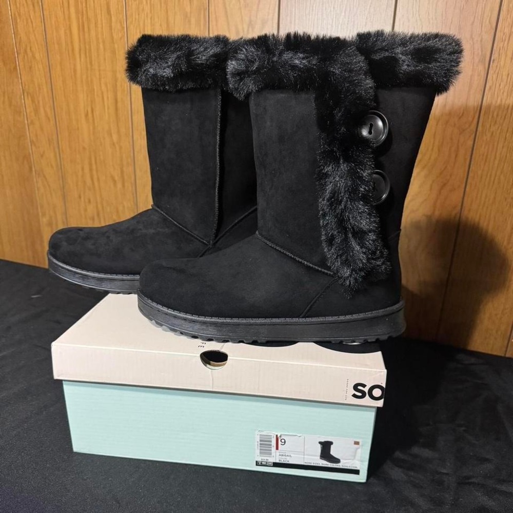 Black faux fur boots with rubber soles Size 9 BRAND NEW